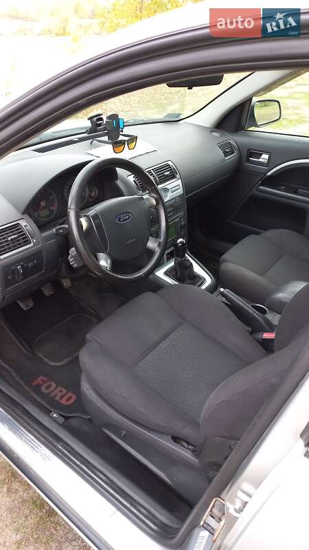 Універсал Ford Mondeo 2004 в Черкасах