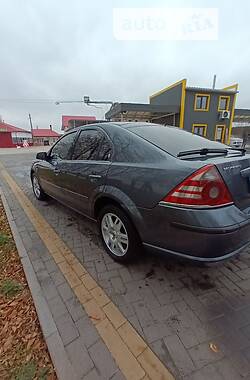 Седан Ford Mondeo 2005 в 