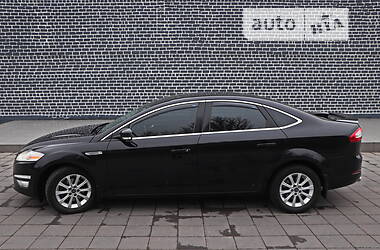 Седан Ford Mondeo 2012 в Кременчуге