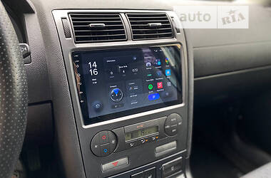 Лифтбек Ford Mondeo 2004 в 