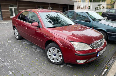 Лифтбек Ford Mondeo 2004 в 