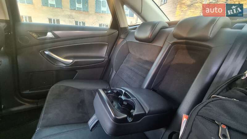 Седан Ford Mondeo 2012 в Харкові