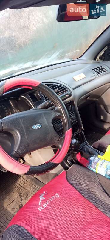 Седан Ford Mondeo 1994 в Днепре
