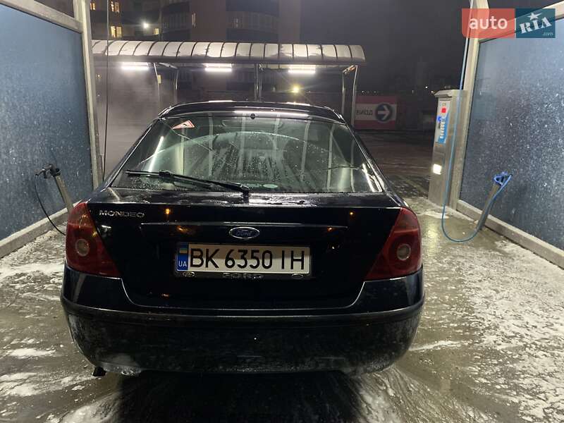 Седан Ford Mondeo 2002 в Ровно