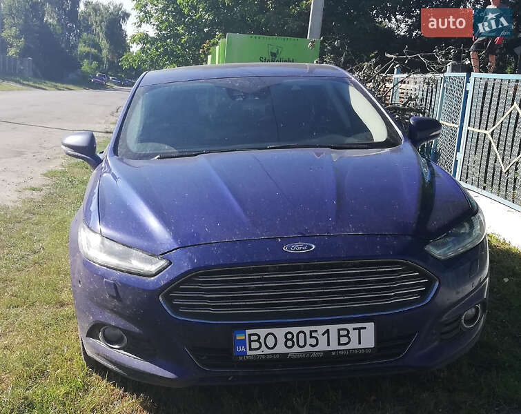 Седан Ford Mondeo 2015 в Шумске