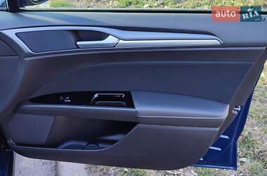 Седан Ford Mondeo 2018 в Киеве