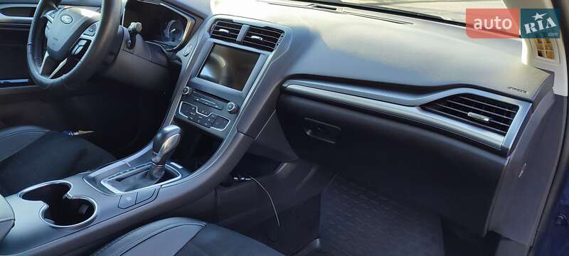 Седан Ford Mondeo 2018 в Киеве фото 20 Седан Ford Mondeo 2018 в Киеве