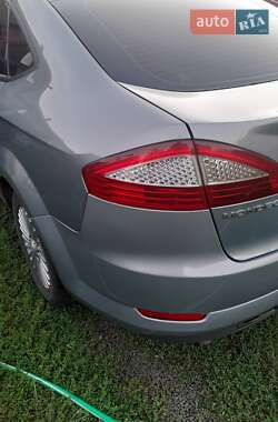 Лифтбек Ford Mondeo 2007 в 