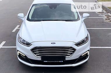 Лифтбек Ford Mondeo 2020 в 