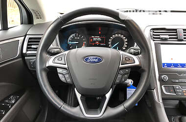 Лифтбек Ford Mondeo 2020 в 