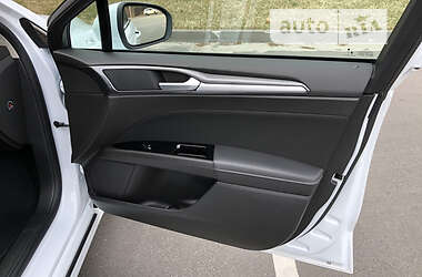 Лифтбек Ford Mondeo 2020 в 