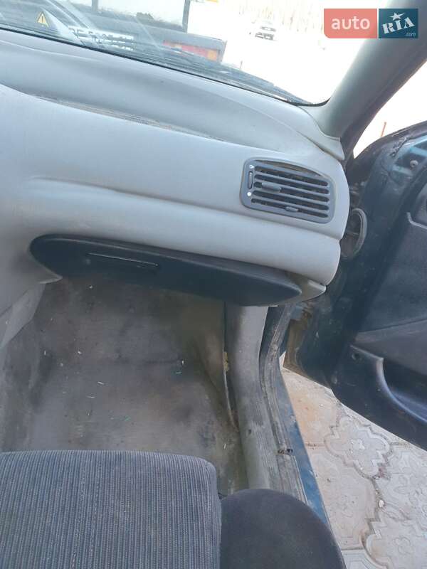 Лифтбек Ford Mondeo 1993 в Николаеве