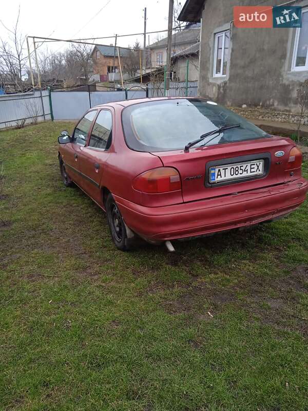 Седан Ford Mondeo 1994 в Кіцмані