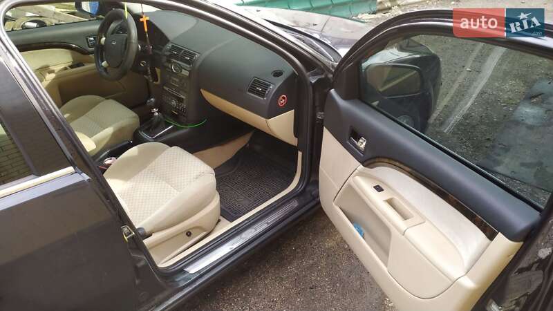 Лифтбек Ford Mondeo 2005 в Кропивницком фото 6 Лифтбек Ford Mondeo 2005 в Кропивницком