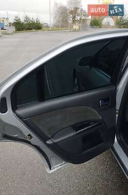 Ліфтбек Ford Mondeo 2003 в Ковелі