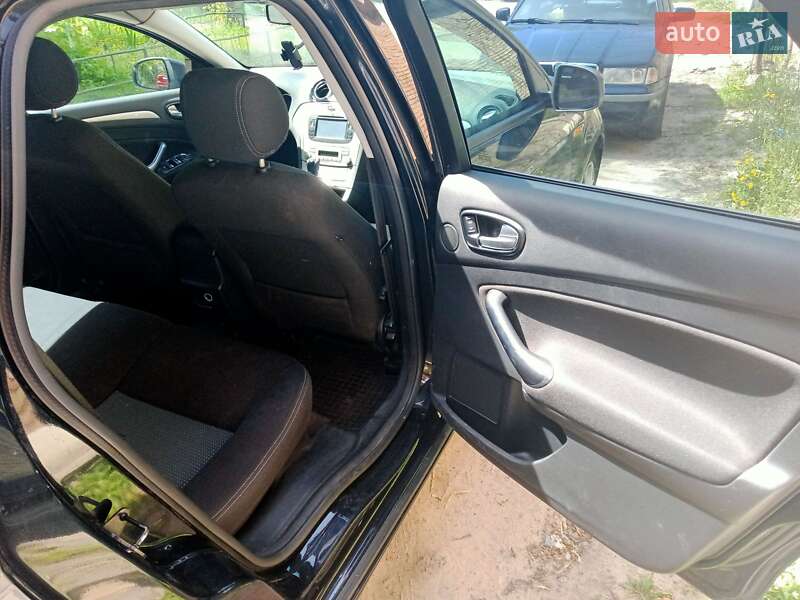 Универсал Ford Mondeo 2010 в Киеве