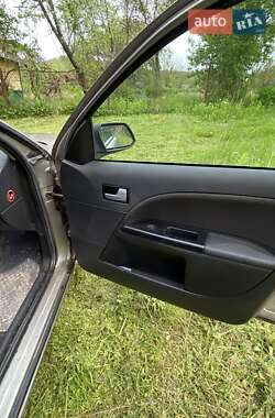 Универсал Ford Mondeo 2003 в 