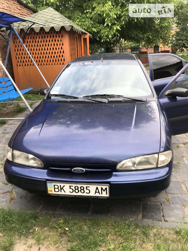 AUTO.RIA – Продам Форд Мондео 1994 бензин 1.8 ліфтбек бу у Сарнах, ціна ...