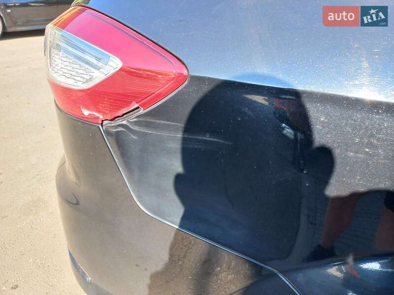 Універсал Ford Mondeo 2012 в Ужгороді