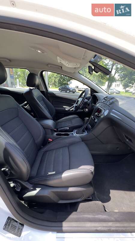 Универсал Ford Mondeo 2014 в Львове