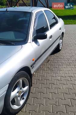 Лифтбек Ford Mondeo 1995 в Самборе