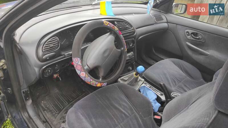 Лифтбек Ford Mondeo 1996 в Надворной