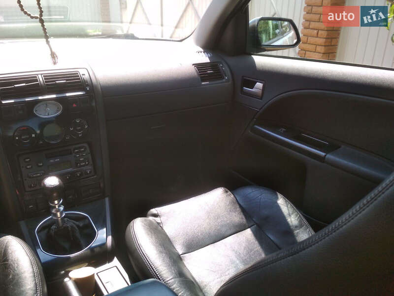 Седан Ford Mondeo 2001 в Броварах