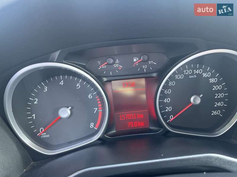 Седан Ford Mondeo 2012 в Ахтырке