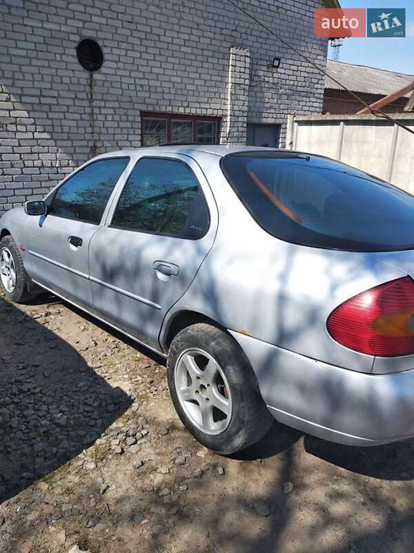 Ліфтбек Ford Mondeo 1997 в Житомирі фото 2 Ліфтбек Ford Mondeo 1997 в Житомирі