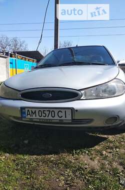 Ліфтбек Ford Mondeo 1997 в Житомирі