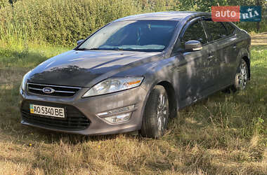 Лифтбек Ford Mondeo 2013 в 