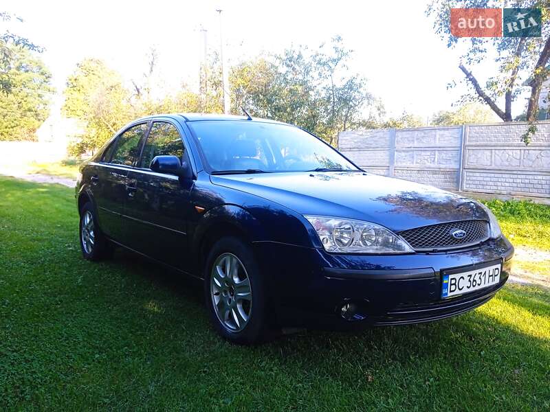 Ліфтбек Ford Mondeo 2003 в Пустомитах