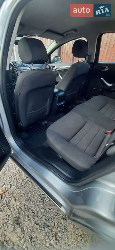 Лифтбек Ford Mondeo 2010 в Первомайске