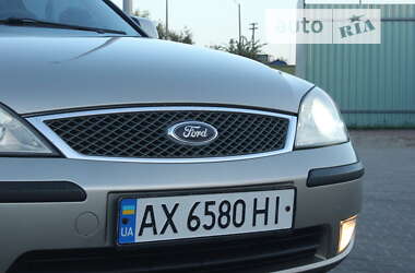 Седан Ford Mondeo 2004 в Горохове