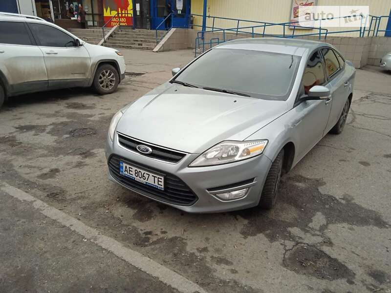 Седан Ford Mondeo 2011 в Днепре