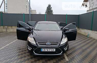 Седан Ford Mondeo 2011 в Ичне