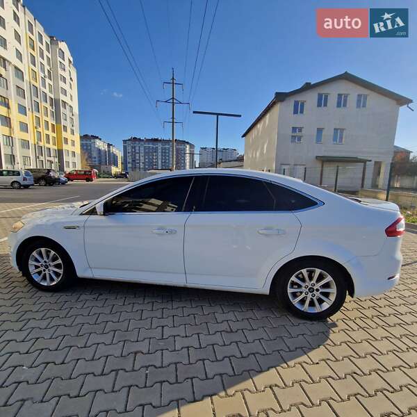 Седан Ford Mondeo 2012 в Івано-Франківську