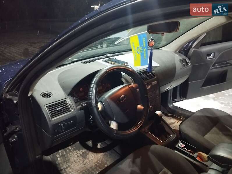 Універсал Ford Mondeo 2004 в Зборові