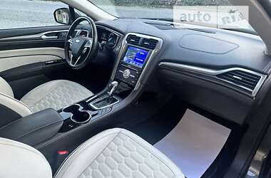 Седан Ford Mondeo 2020 в 