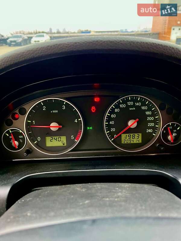 Лифтбек Ford Mondeo 2004 в Киеве