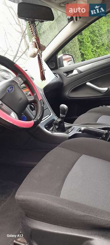 Седан Ford Mondeo 2011 в Киеве