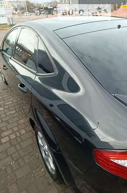 Лифтбек Ford Mondeo 2008 в Овруче