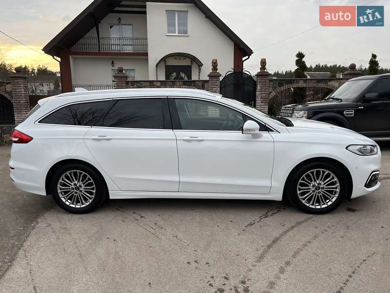 Ліфтбек Ford Mondeo 2020 в Житомирі