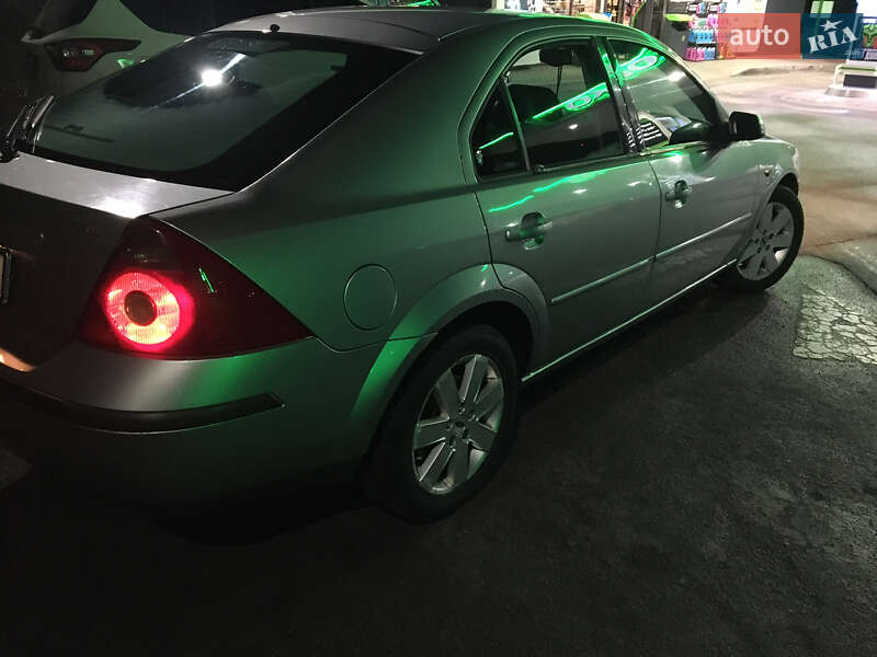 Ліфтбек Ford Mondeo 2002 в Ладижині фото 3 Ліфтбек Ford Mondeo 2002 в Ладижині