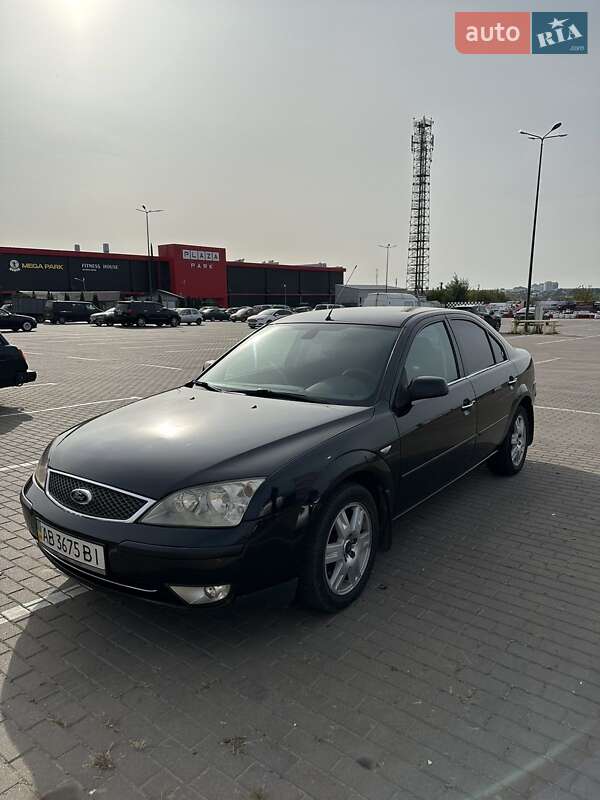 Седан Ford Mondeo 2004 в Виннице
