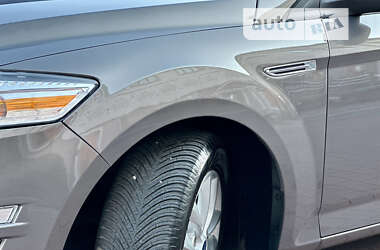 Универсал Ford Mondeo 2013 в 