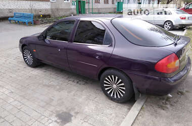 Ліфтбек Ford Mondeo 1997 в Львові
