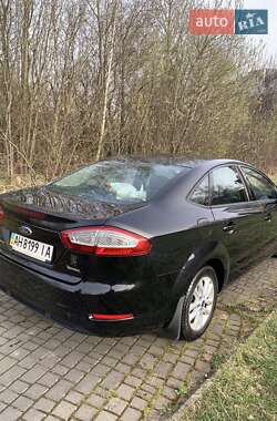 Седан Ford Mondeo 2012 в Львове