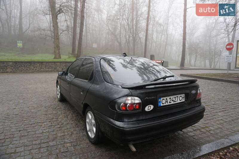 Лифтбек Ford Mondeo 1994 в Черкассах фото 4 Лифтбек Ford Mondeo 1994 в Черкассах
