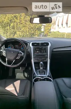 Ford Mondeo 2015